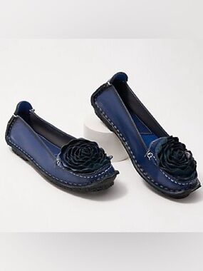 L’Artiste by Spring Step Dezi Leather Floral Ballet Flats Navy Blue Size 8 / 8.5